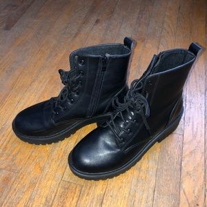 Black Round Toed Chunky Heeled Combat Boot